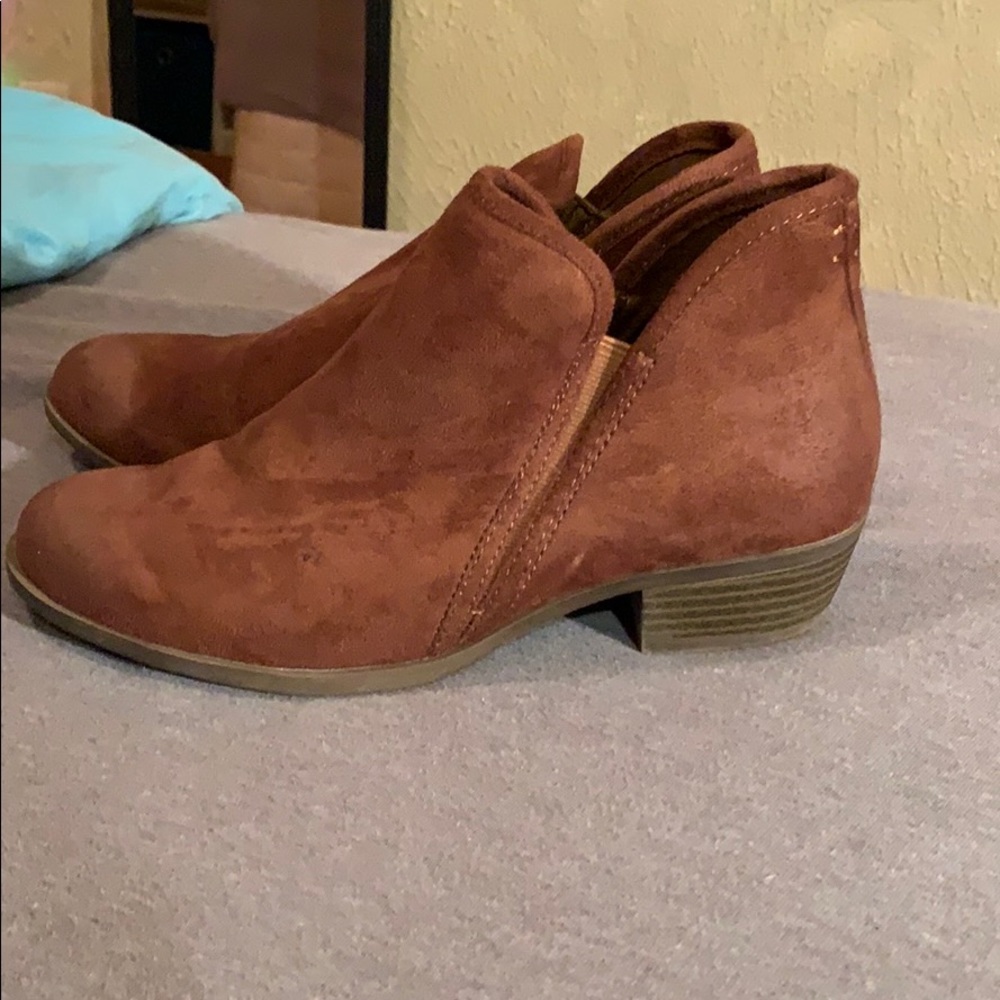 Ankle booties